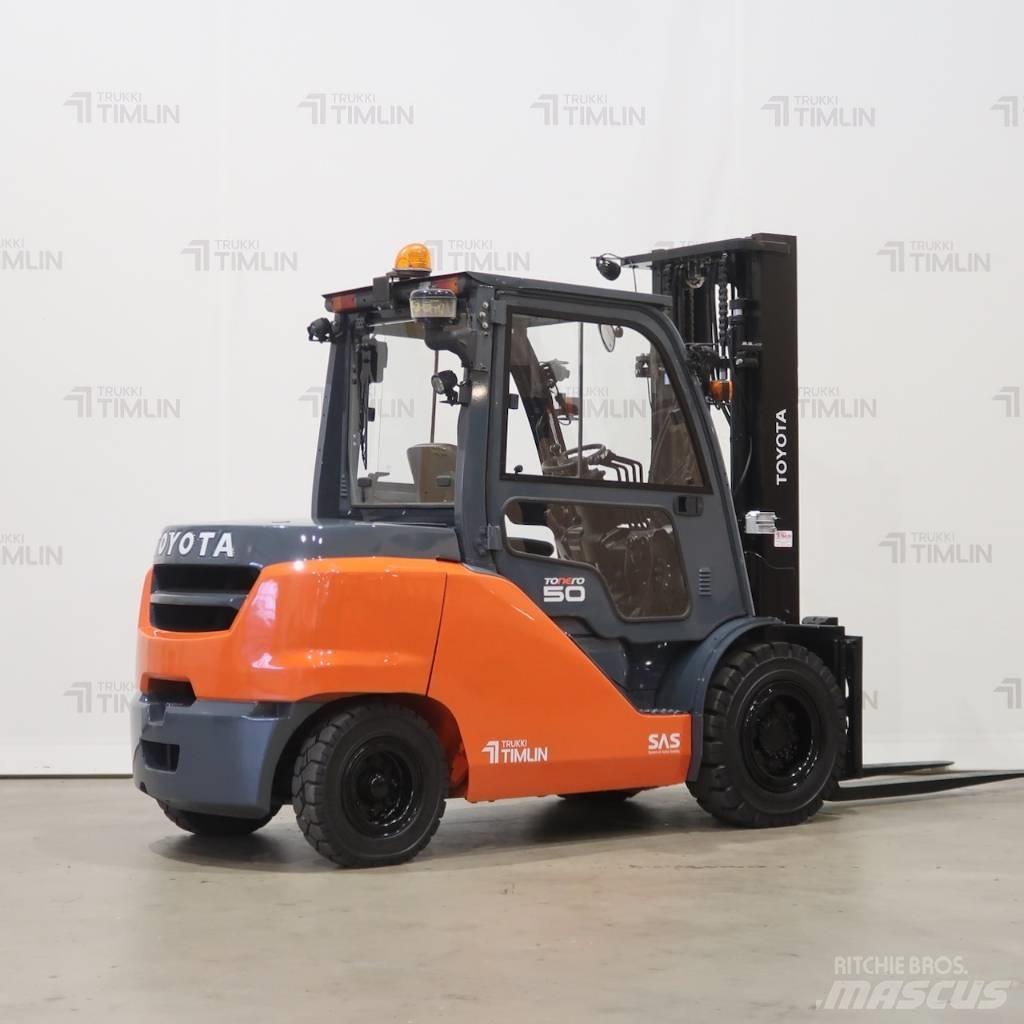 Toyota 40-8FD50N Дизельні навантажувачі