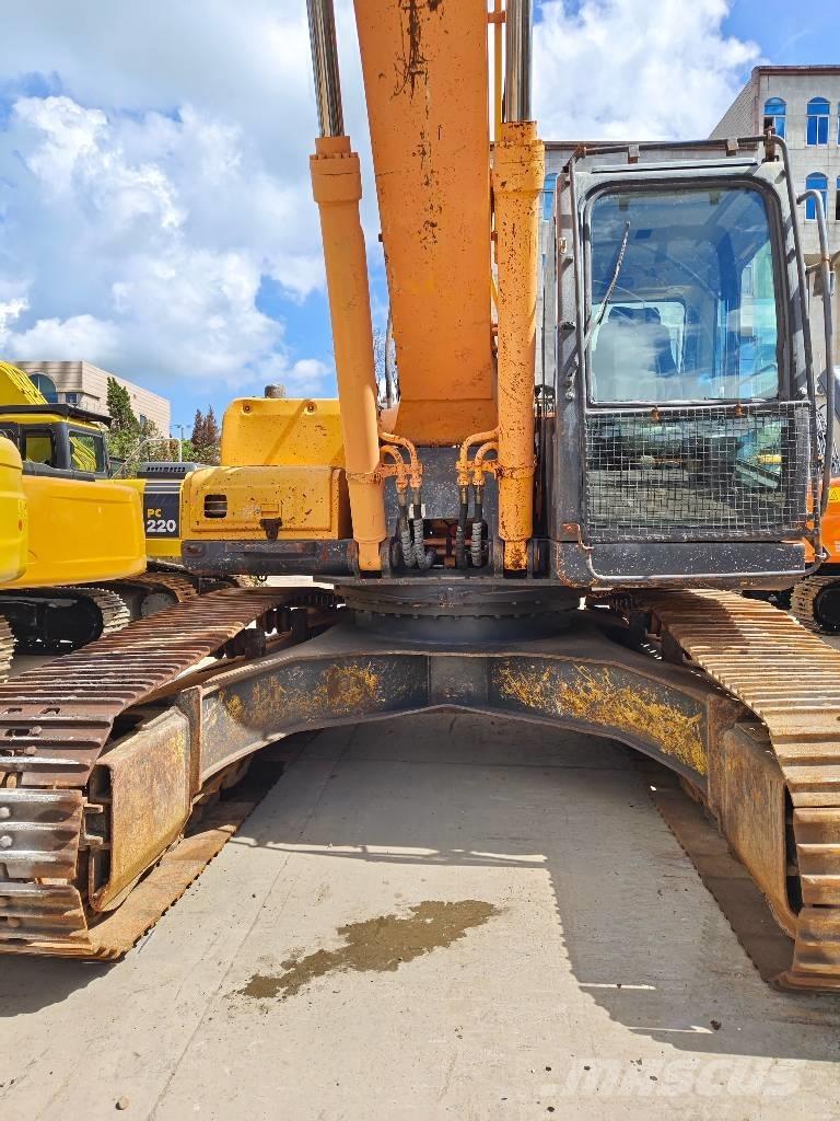 Hyundai R305LC-7 Гусеничні екскаватори