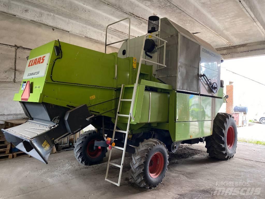 CLAAS Dominator 150 Зернозбиральні комбайни