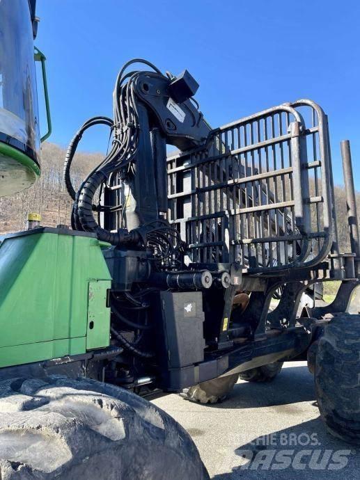 John Deere 1910 E Форвардери