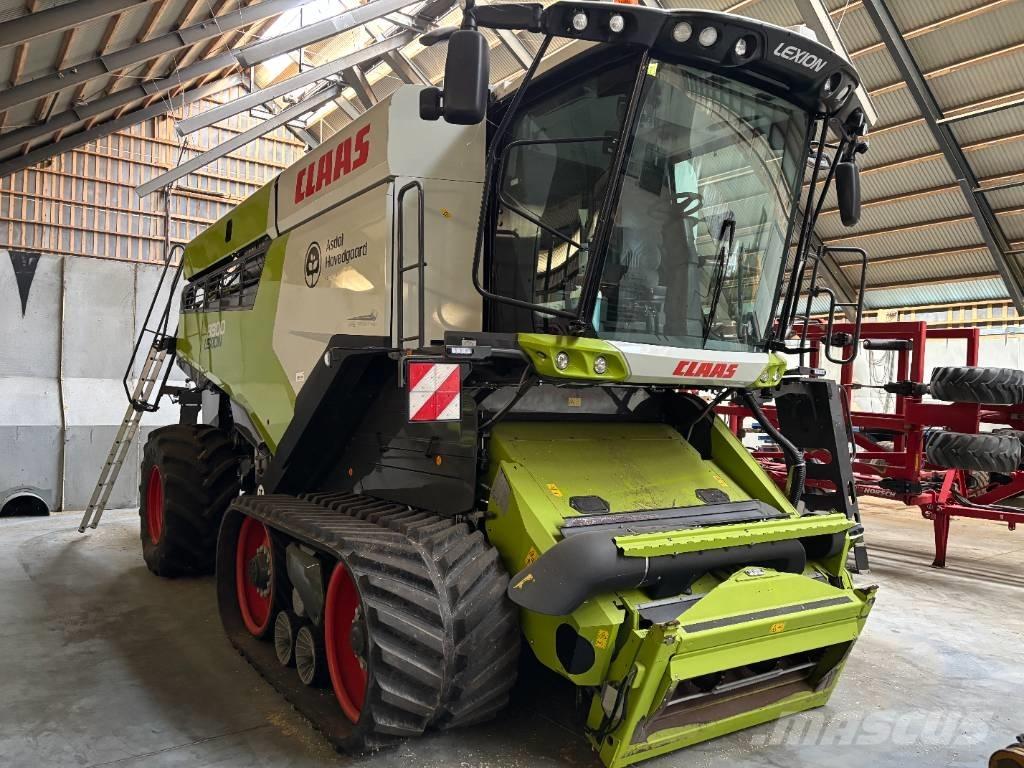 CLAAS LEXION 8800 TT Зернозбиральні комбайни