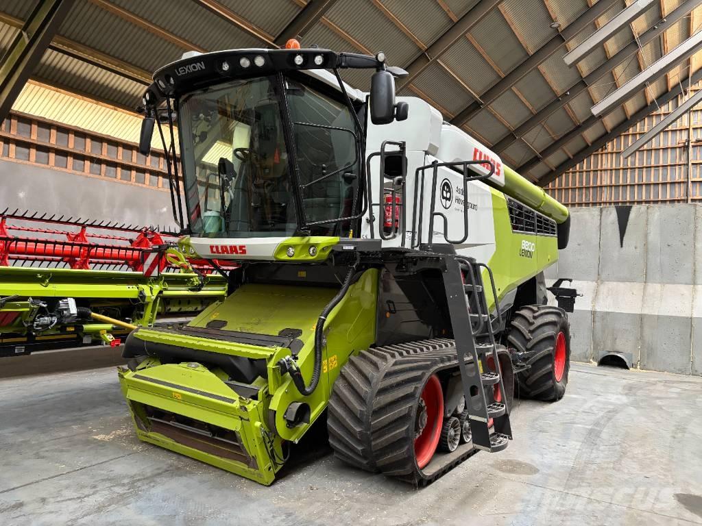 CLAAS LEXION 8800 TT Зернозбиральні комбайни