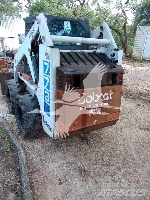 Bobcat 773 Міні-навантажувачі