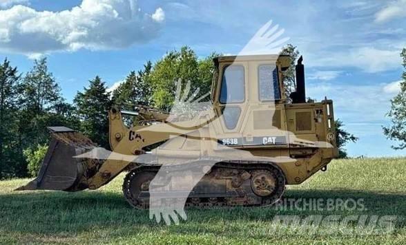 CAT 963B Гусеничні вантажники