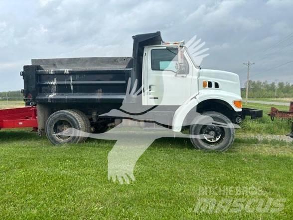 Sterling L7500 Самоскиди