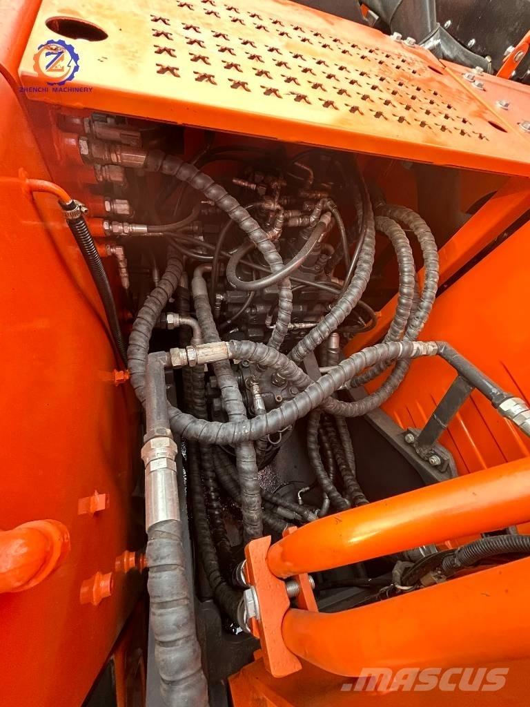 Doosan DX 150 Середні екскаватори 7т. - 12т.
