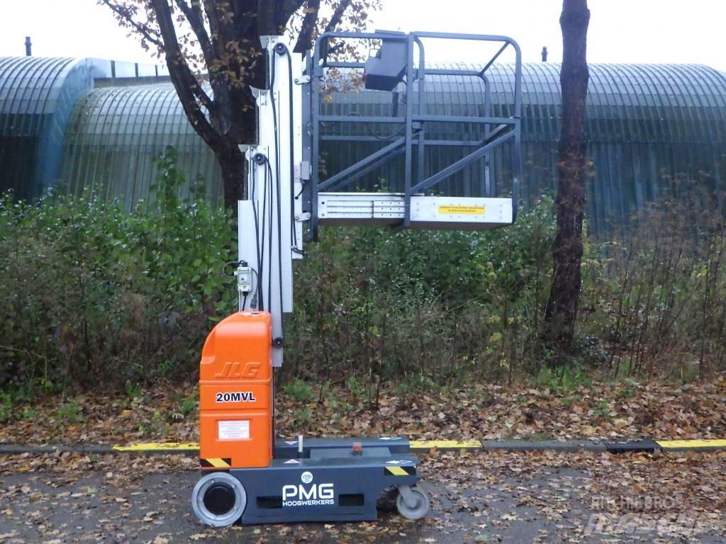 JLG 20MVL Вертикальні щоглові підйомники