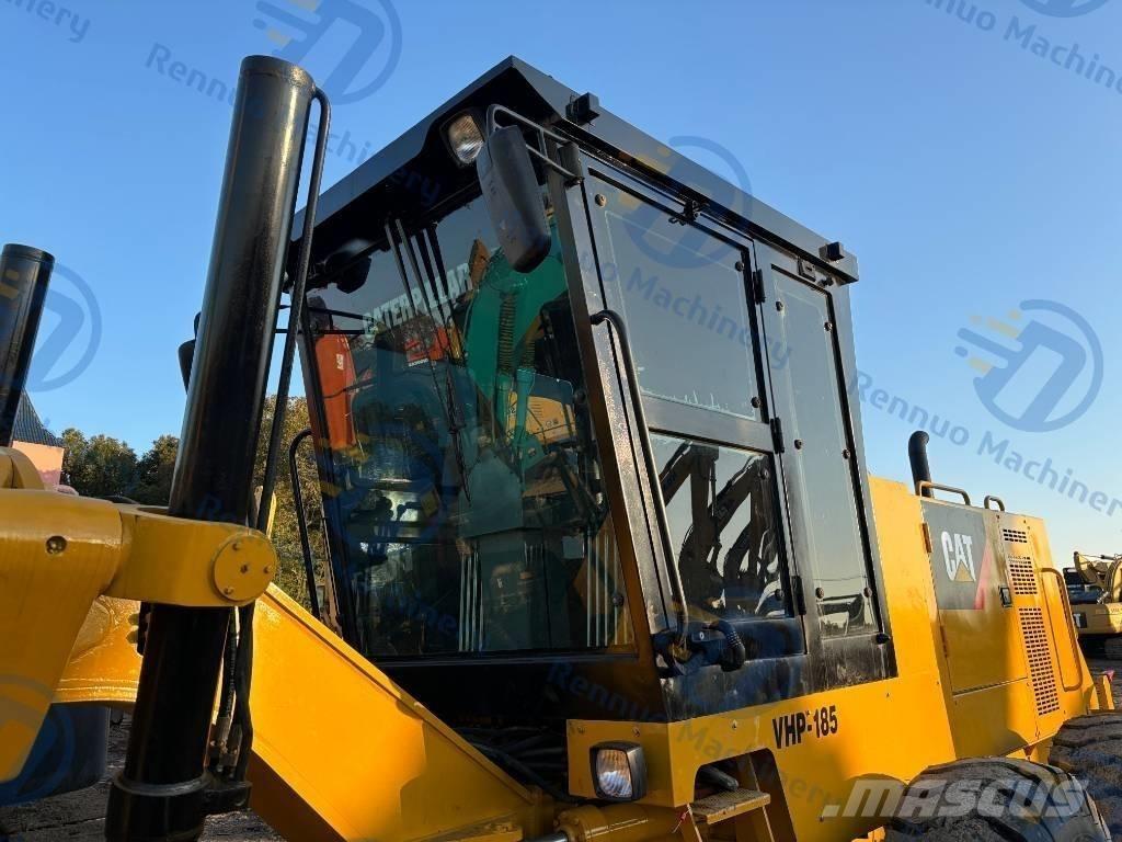 CAT 140H Грейдери