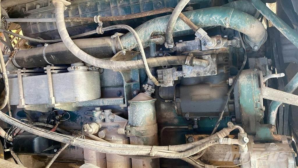 Volvo TD122KFE Двигуни