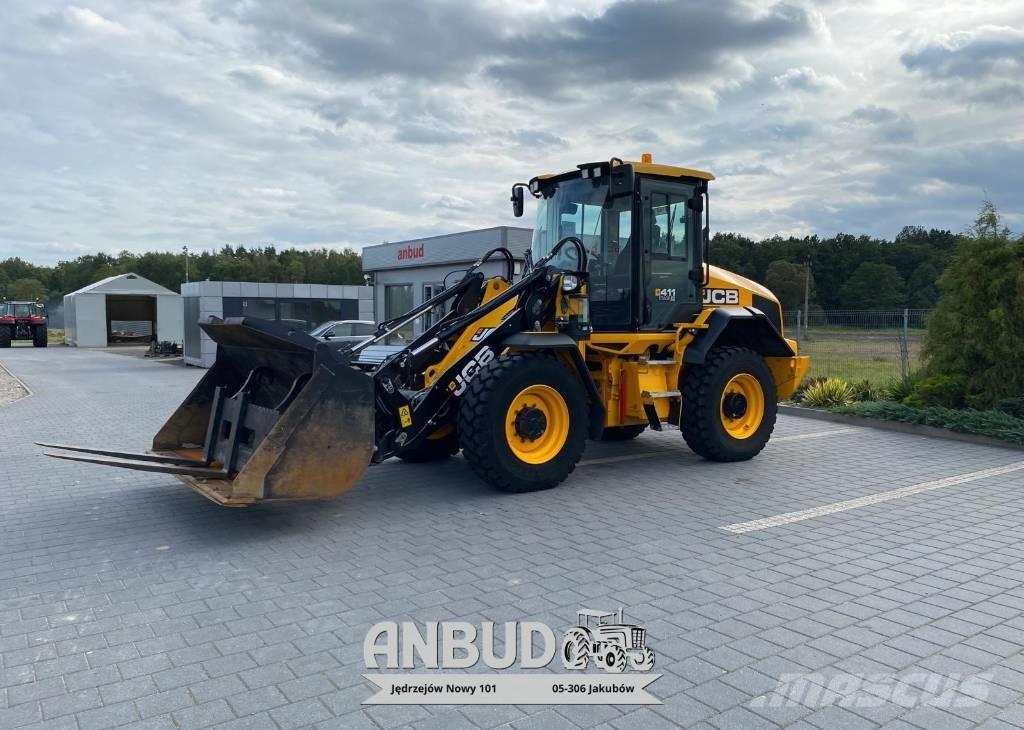 JCB 411 HT Фронтальні навантажувачі
