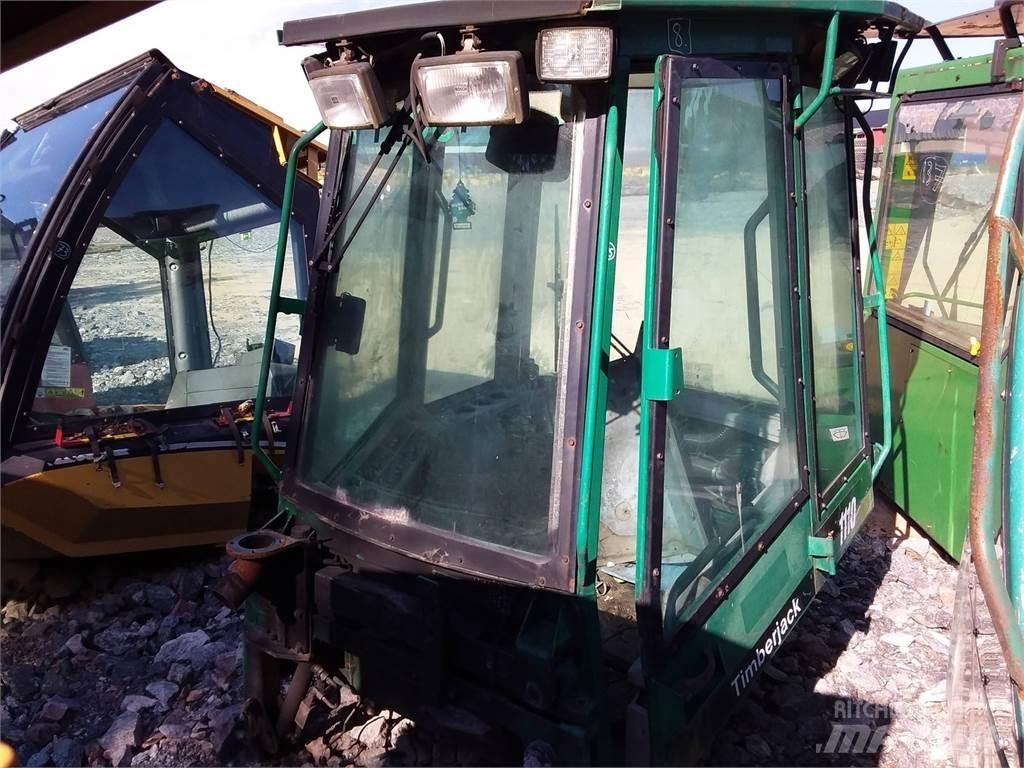 Timberjack 1110 Кабіна