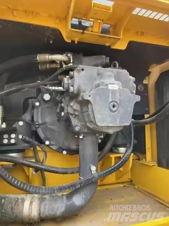 Komatsu PC350 Гусеничні екскаватори