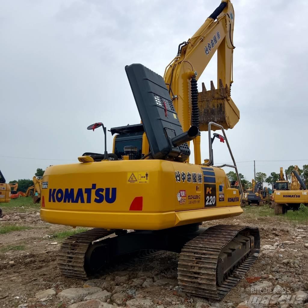 Komatsu PC 220 LC-8 Гусеничні екскаватори