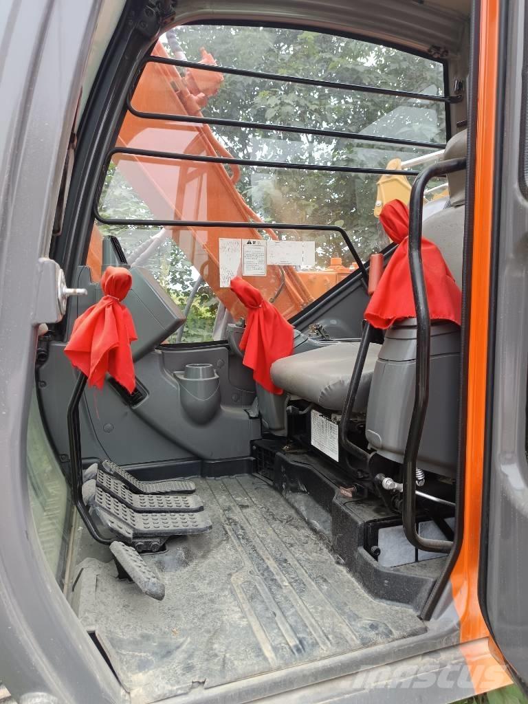 Hitachi ZX 80 Середні екскаватори 7т. - 12т.