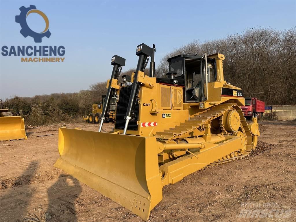 CAT D 7 R Гусеничні бульдозери