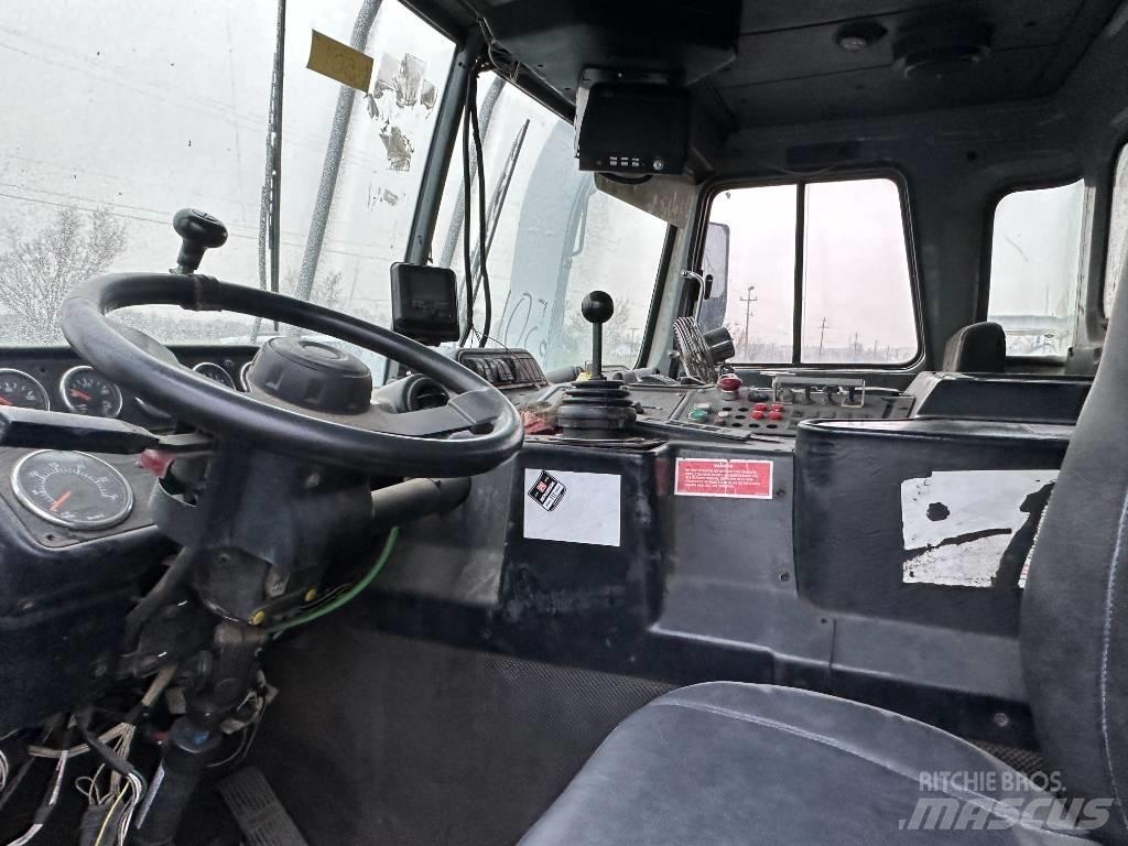 Autocar XPEDITOR Сміттєвози