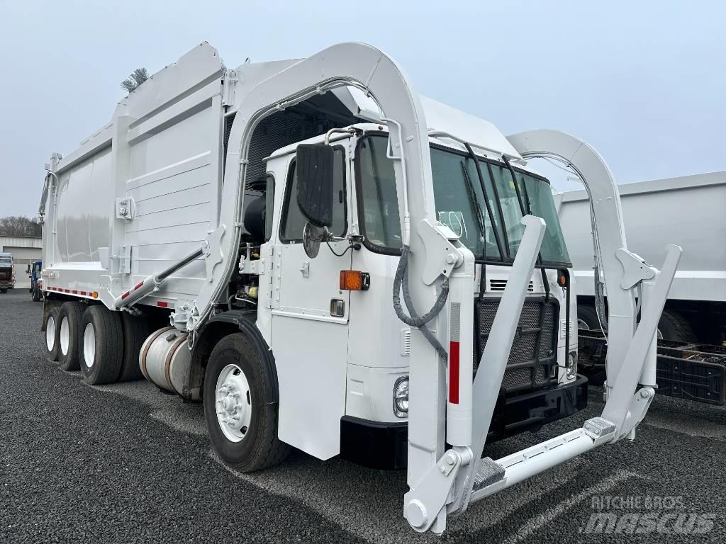Autocar XPEDITOR Сміттєвози