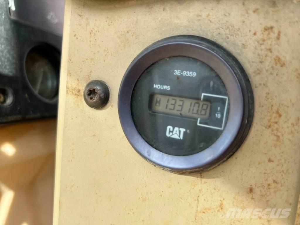 CAT 140H Грейдери