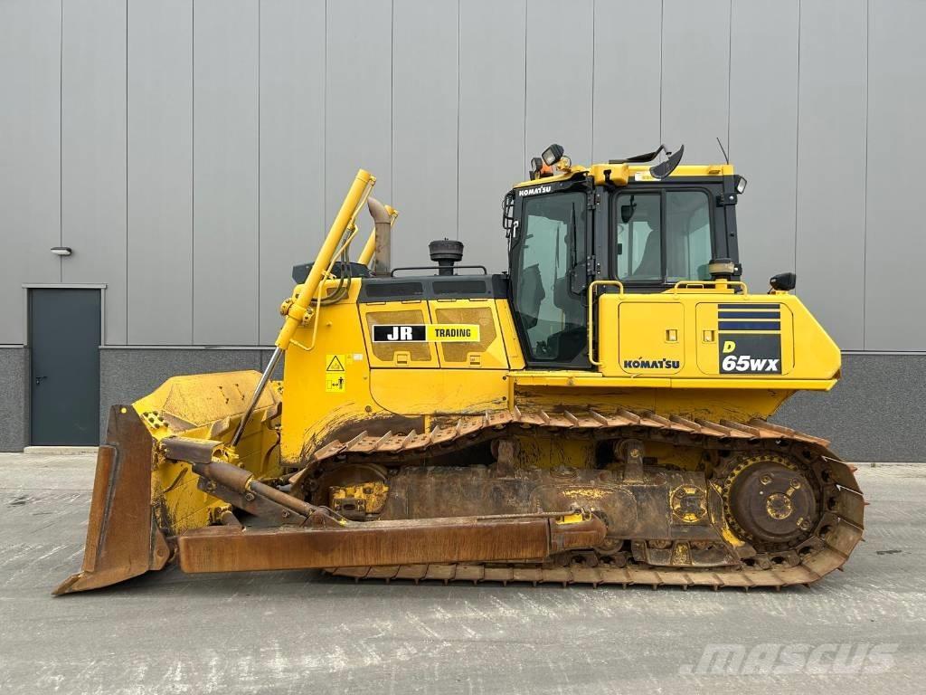 Komatsu D 65 WX-18 Гусеничні бульдозери