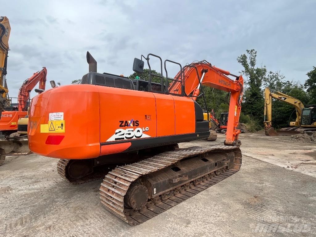 Hitachi ZX 250 LC-6 Гусеничні екскаватори