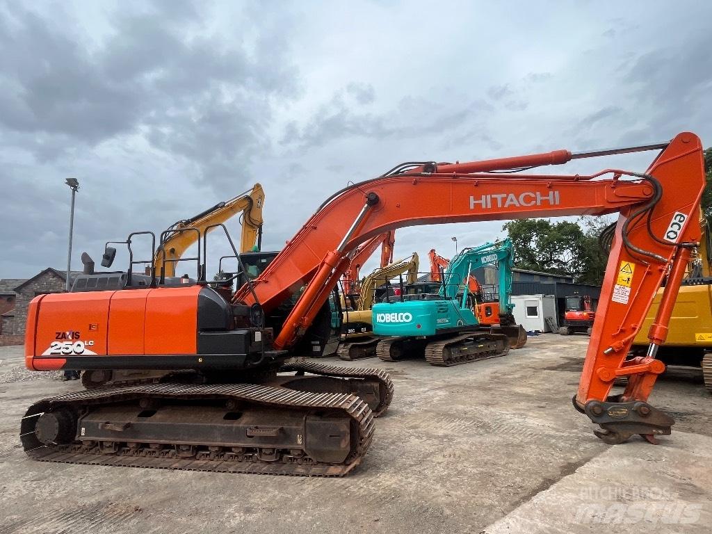 Hitachi ZX 250 LC-6 Гусеничні екскаватори
