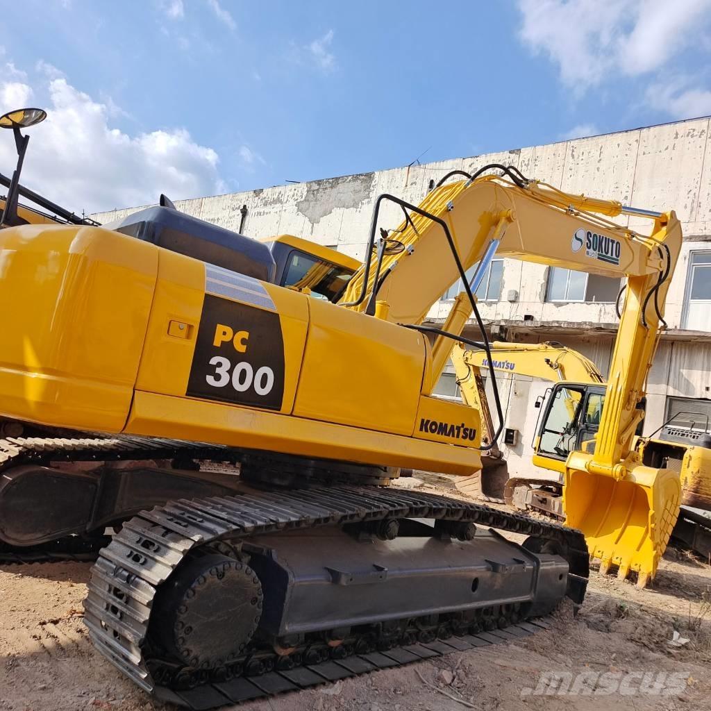 Komatsu PC 300 Гусеничні екскаватори