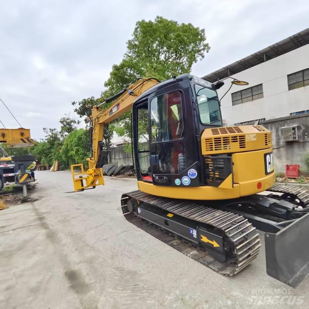 CAT 308 D Середні екскаватори 7т. - 12т.
