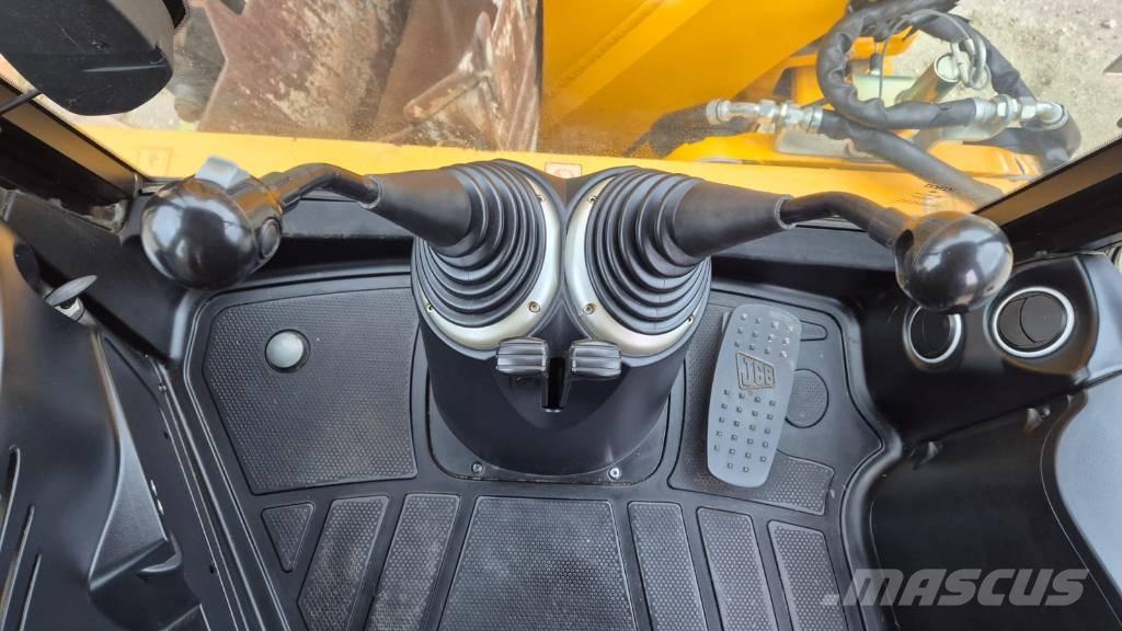JCB 4 CX Екскаватори-навантажувачі