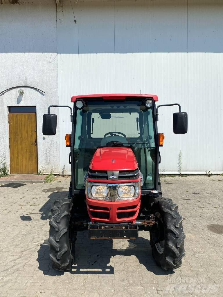 Mitsubishi GOK 341 Трактори