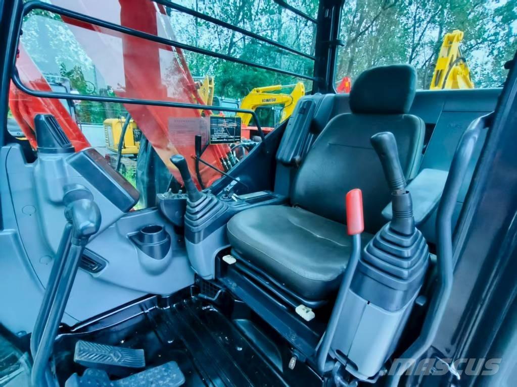 Hitachi ZX 70 Міні-екскаватори < 7т