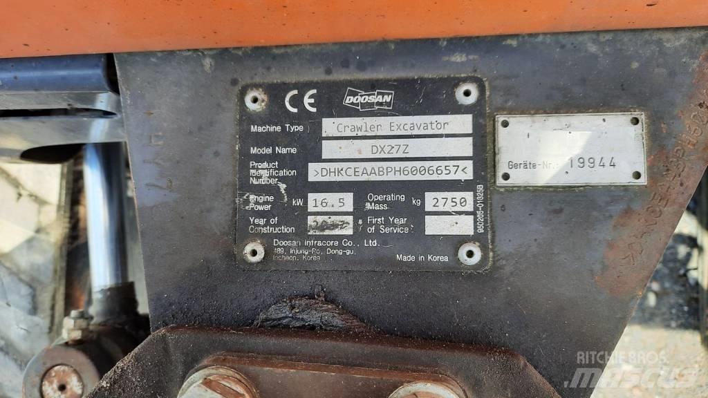 Doosan DX 27 Z Міні-екскаватори < 7т