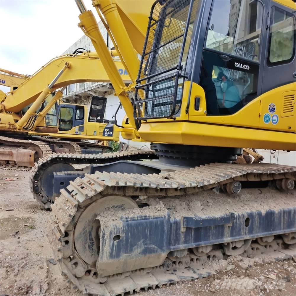 Komatsu PC400 Гусеничні екскаватори