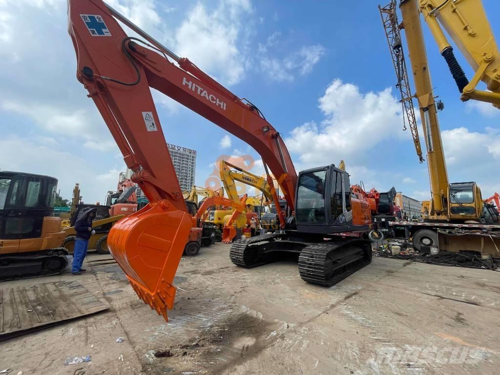 Hitachi ZX 240 Гусеничні екскаватори