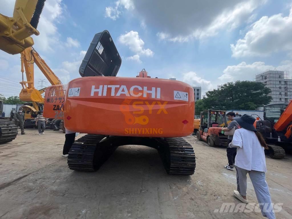 Hitachi ZX 240 Гусеничні екскаватори