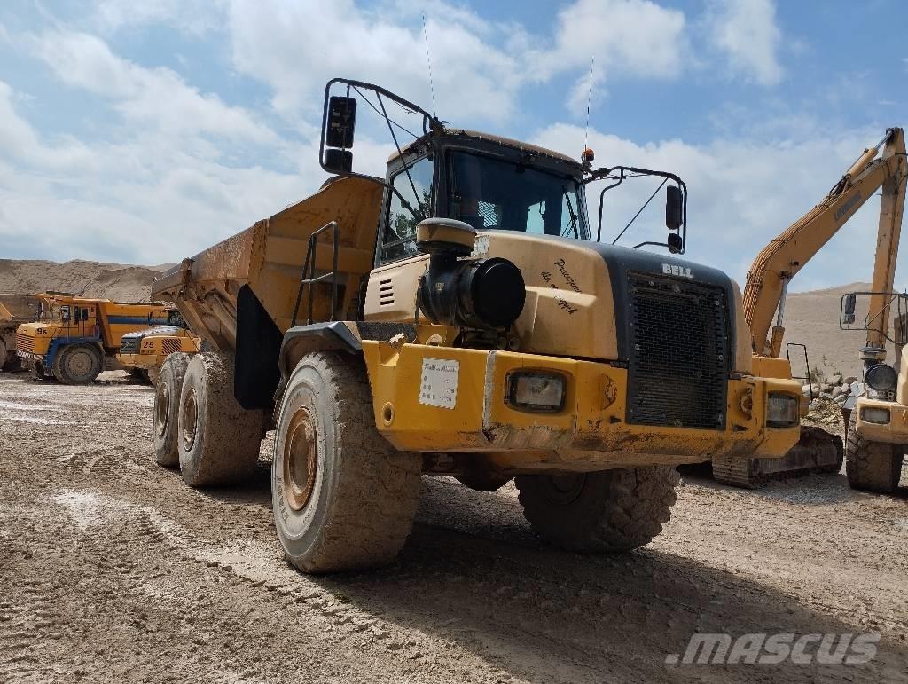 Bell B 40 D Зчленовані самоскиди