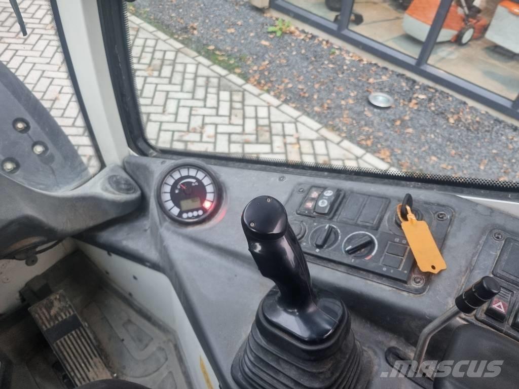 Liebherr l506c Фронтальні навантажувачі