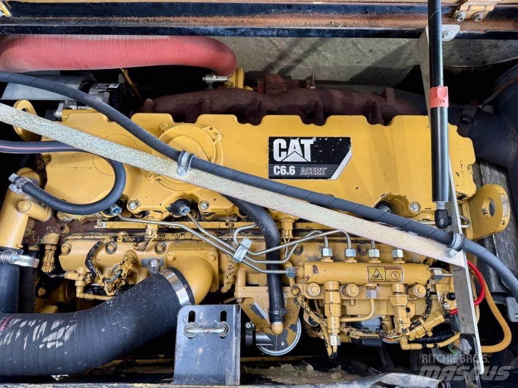 CAT M 318 D Колісні екскаватори