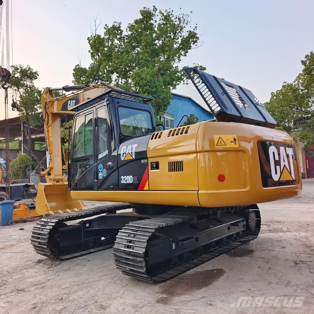 CAT 320D2L Гусеничні екскаватори