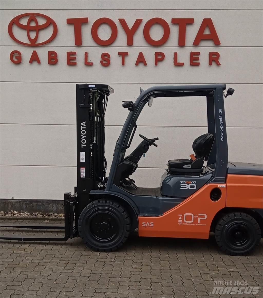 Toyota 52-8FDF30 Дизельні навантажувачі