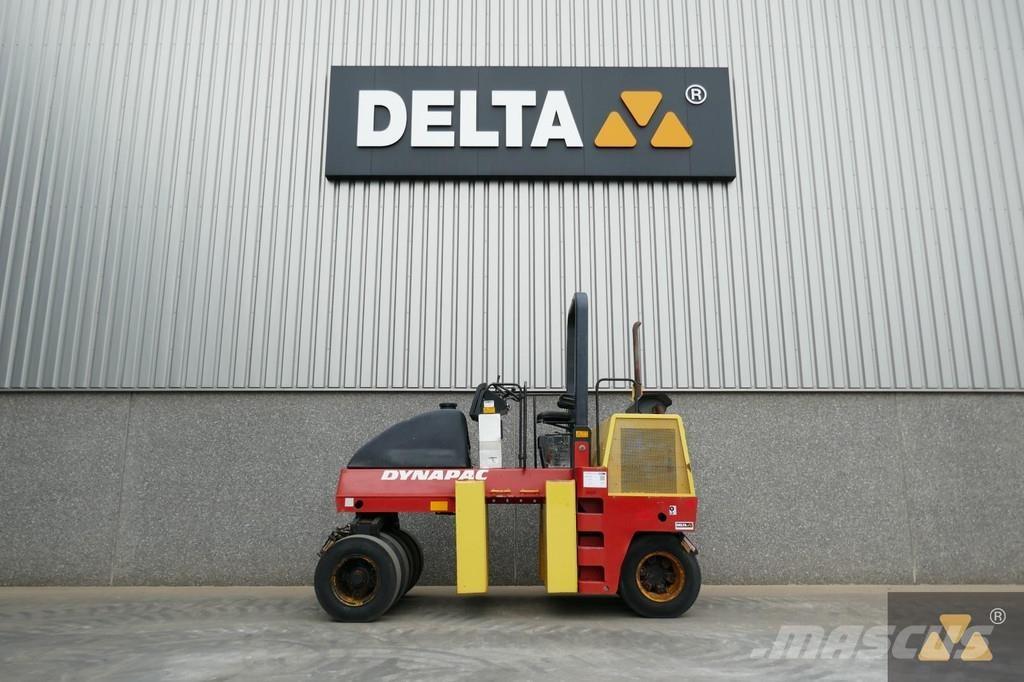 Dynapac CP142 Пневматичні катки