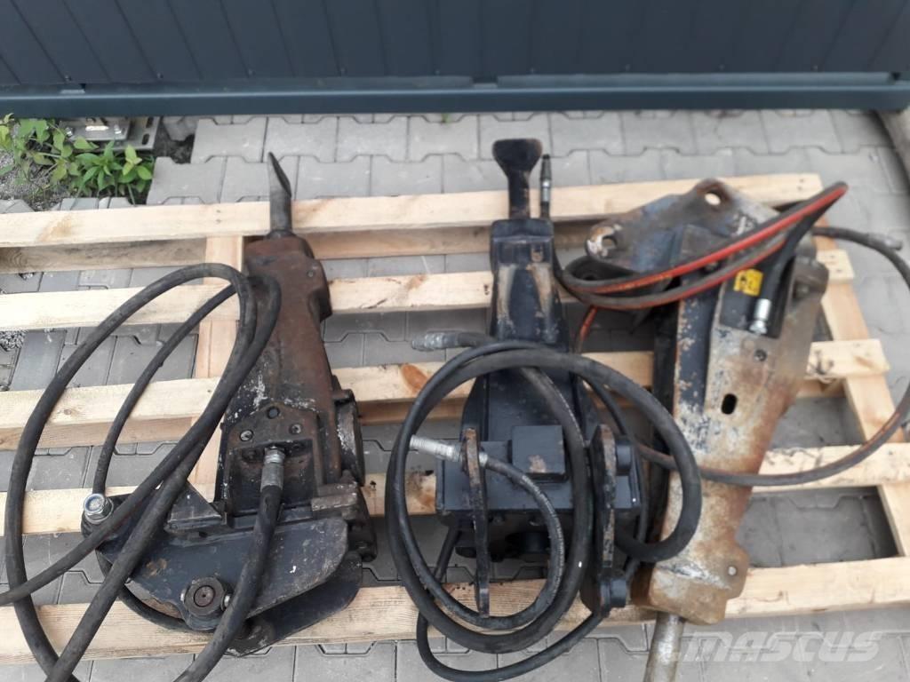 JCB 2 CX 3CX Плуги