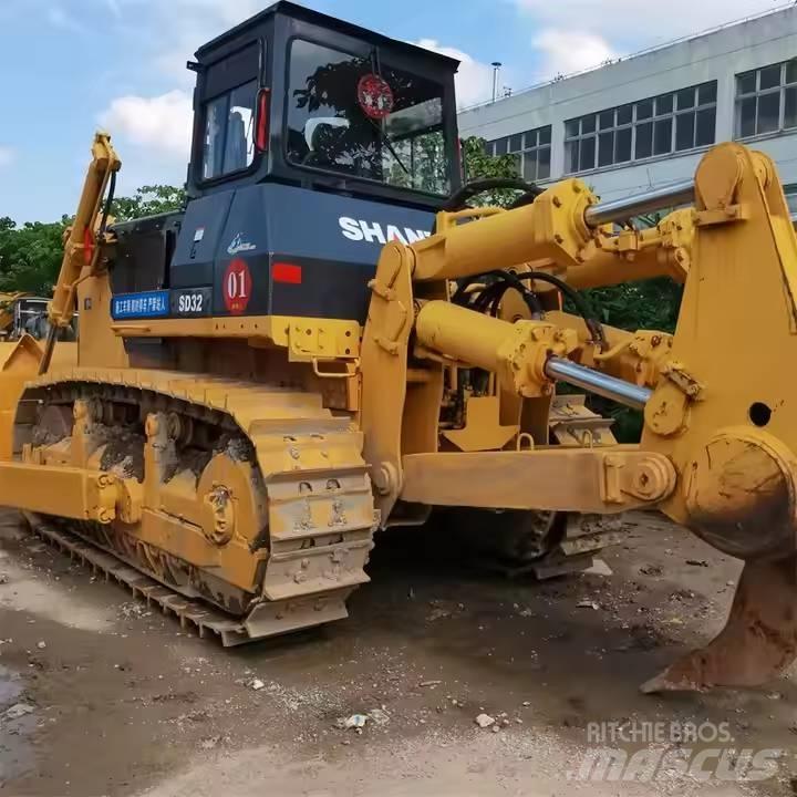 Shantui SD32 Гусеничні бульдозери