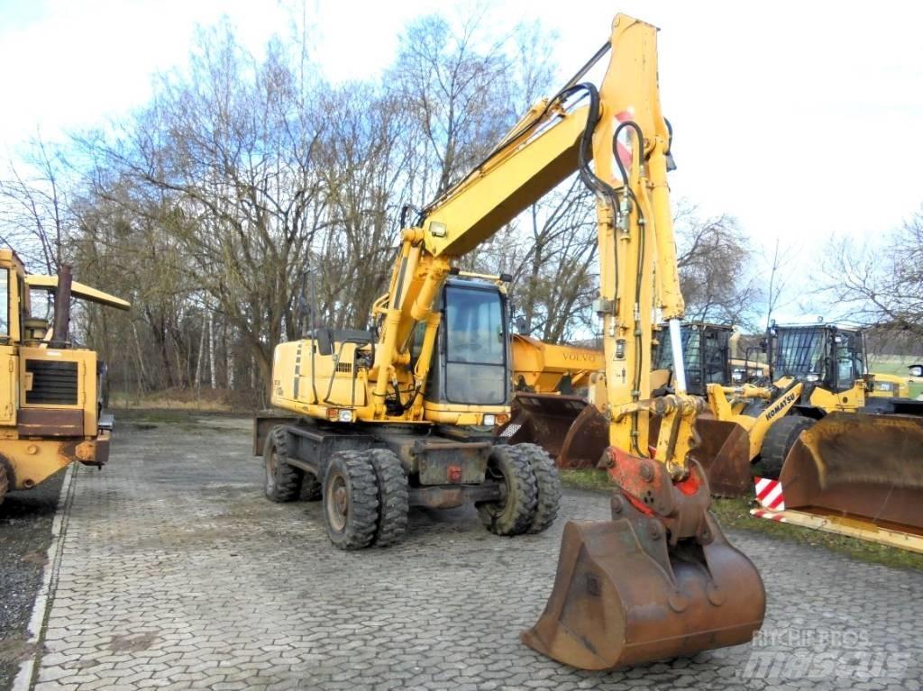 Komatsu PW 130ES-6K Колісні екскаватори