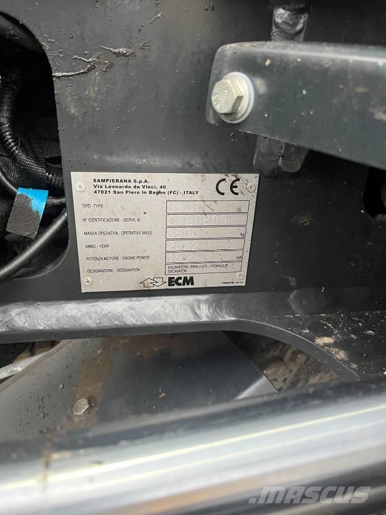ECM 35 ZT Міні-екскаватори < 7т
