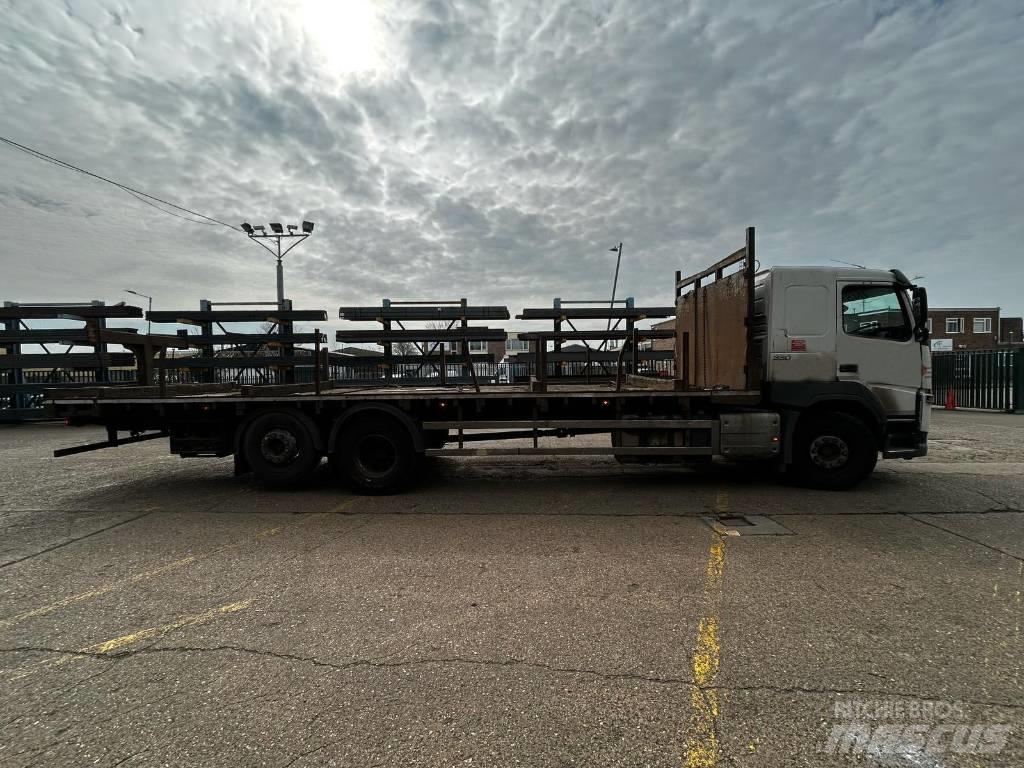 Volvo FM 330 Вантажівки-платформи/бокове розвантаження