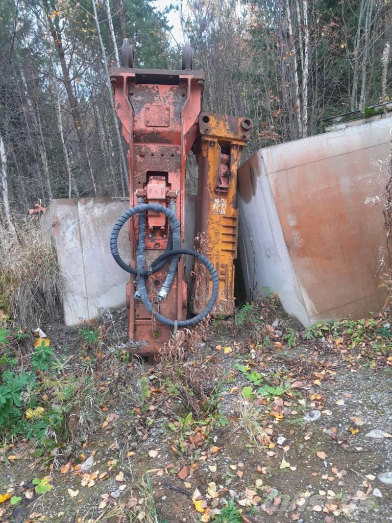 NPK E-216B Плуги