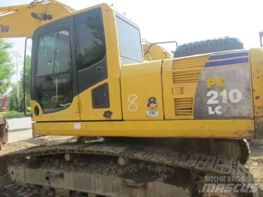 Komatsu PC 210-7 Гусеничні екскаватори