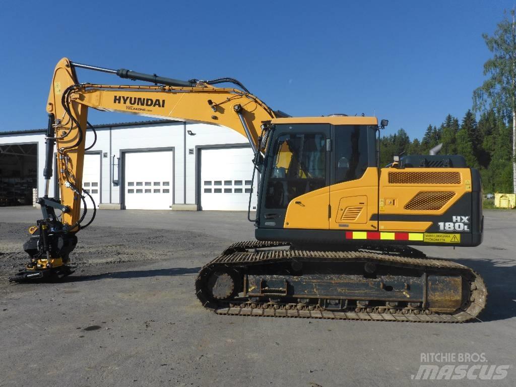 Hyundai HX180L Гусеничні екскаватори