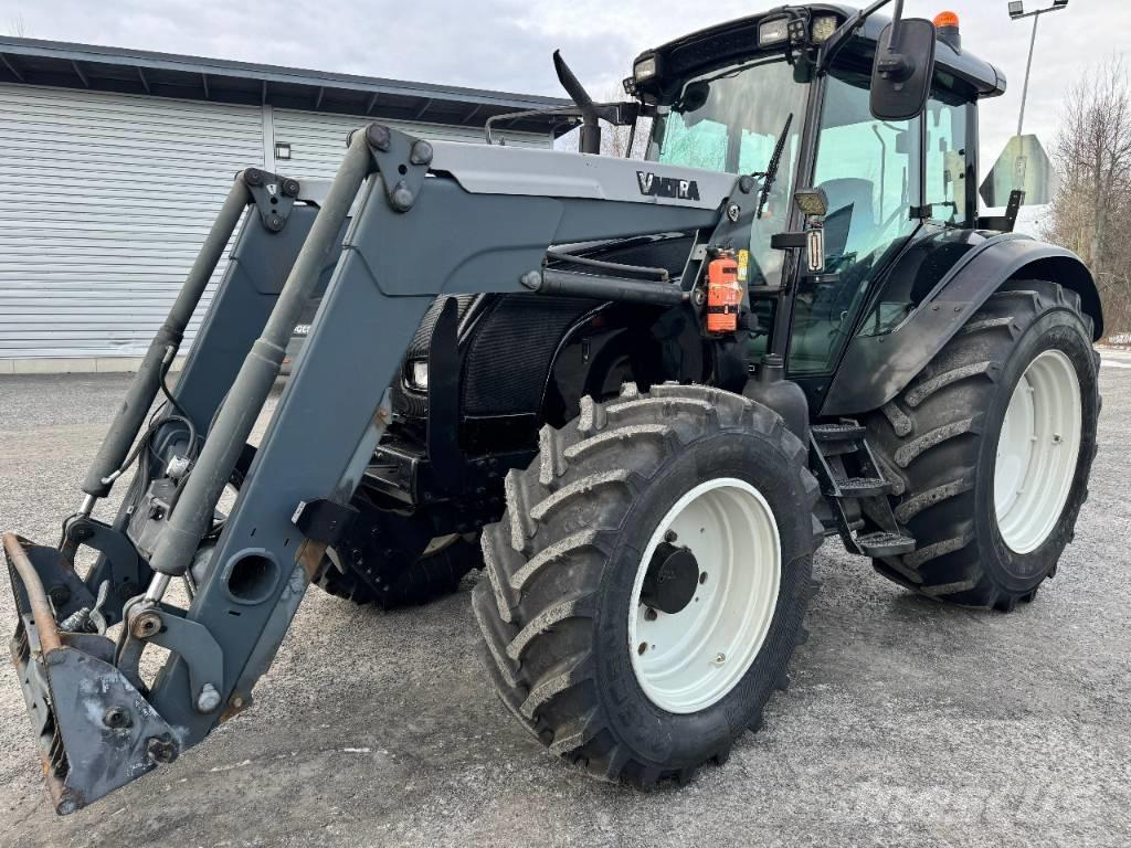 Valtra C 130 Трактори