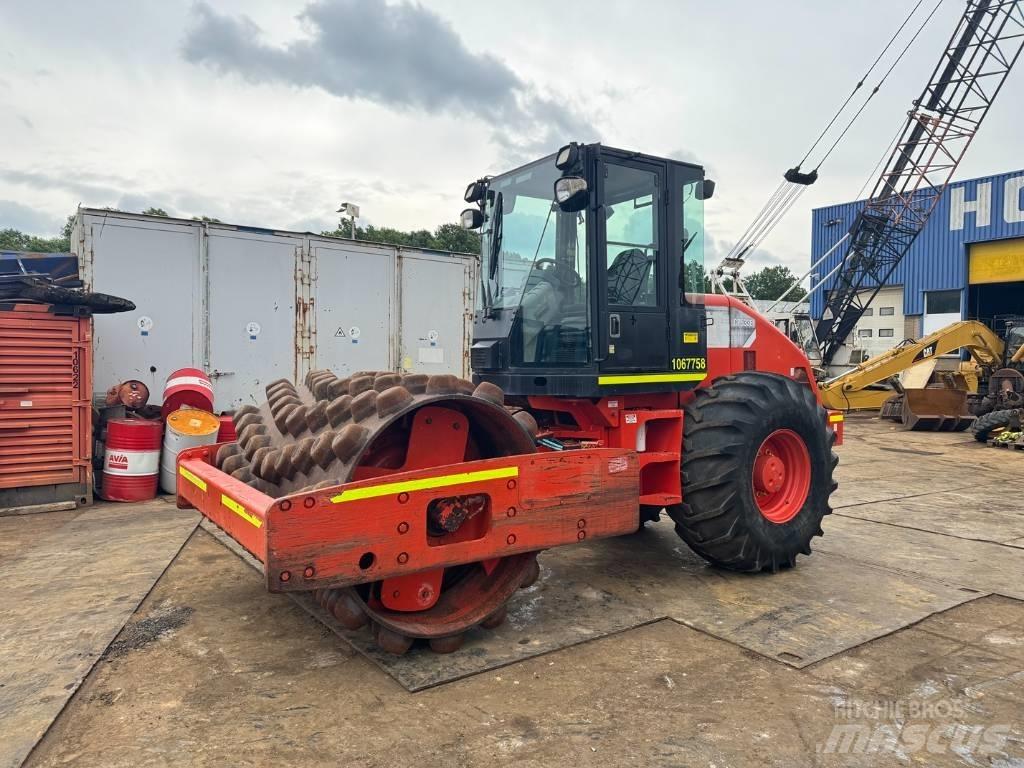 CAT CP 533 E Грунтові котки